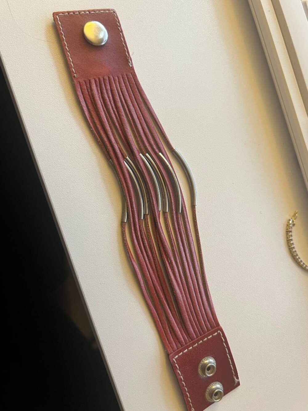 Red Multi‑Strand Faux Leather Bracelet with Silver Metal Accents & Snap Closure - Picture 7 of 9